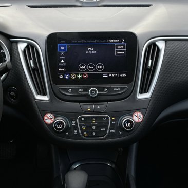 Used 2023 Chevrolet Malibu LT image 16