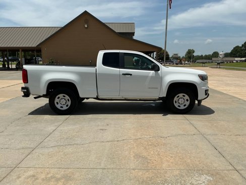 Used 2018 Chevrolet Colorado W/T image 6