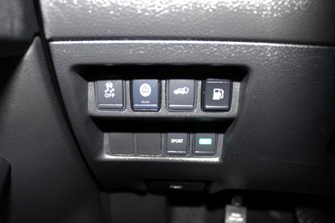 Used 2020 Nissan Rogue SV image 31