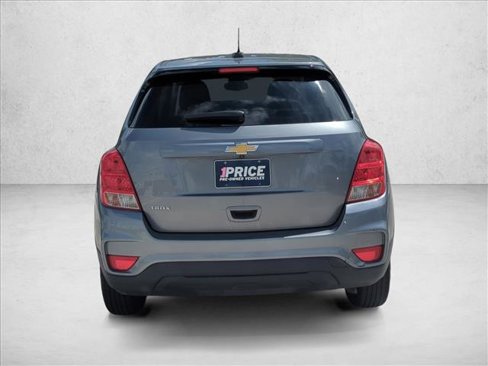 Used 2020 Chevrolet Trax LS w/ Tint and Cruise Package image 6