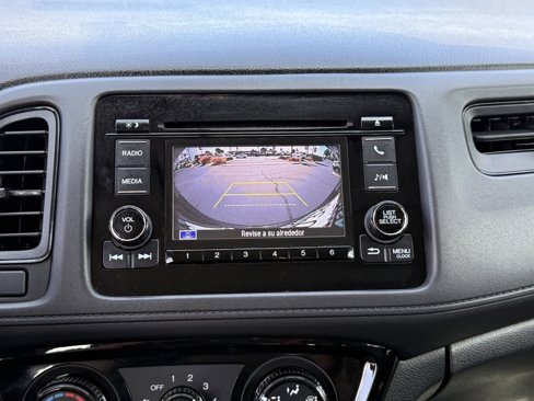 Used 2021 Honda HR-V LX image 27