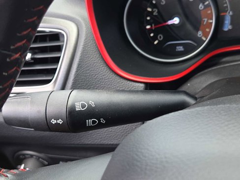 Used 2019 Jeep Compass Trailhawk image 24