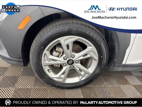 Certified 2023 Hyundai Kona SEL w/ Convenience Package image 33