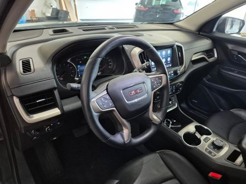 Used 2018 GMC Terrain Denali w/ Advanced Safety Package image 11