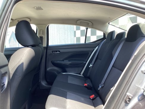 Used 2021 Nissan Versa SV image 21