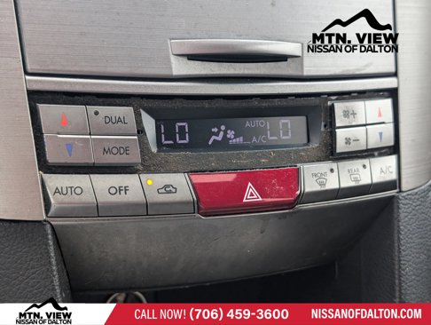 Used 2010 Subaru Outback 2.5i Limited image 20