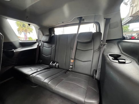 Used 2016 Cadillac Escalade Premium image 28