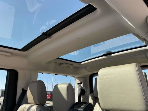 Used 2014 Land Rover LR4 HSE LUX image 27