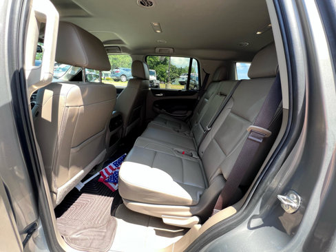 Used 2019 Chevrolet Tahoe LT w/ Luxury Package image 10