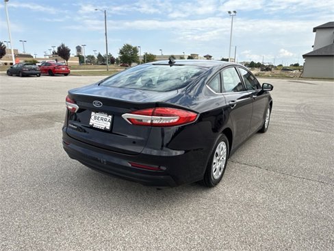 Used 2020 Ford Fusion S image 13