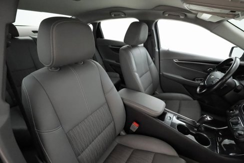Used 2019 Chevrolet Impala LT image 25