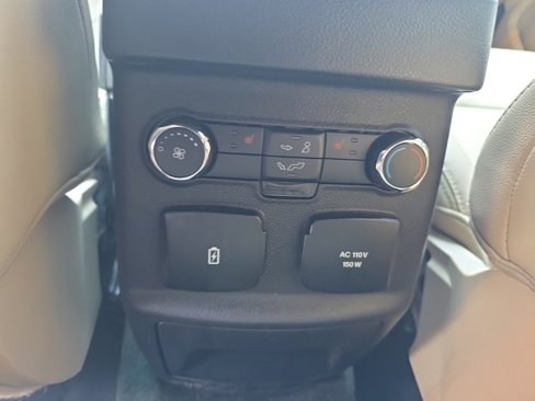 Used 2016 Ford Explorer Limited image 13