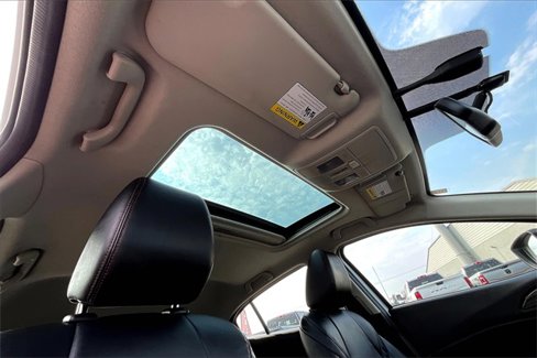 Used 2016 MAZDA MAZDA3 i Grand Touring image 21