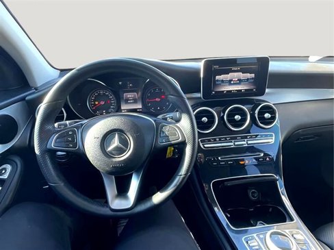 Used 2019 Mercedes-Benz GLC 300 image 15