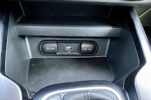 Used 2022 Kia Soul LX image 24