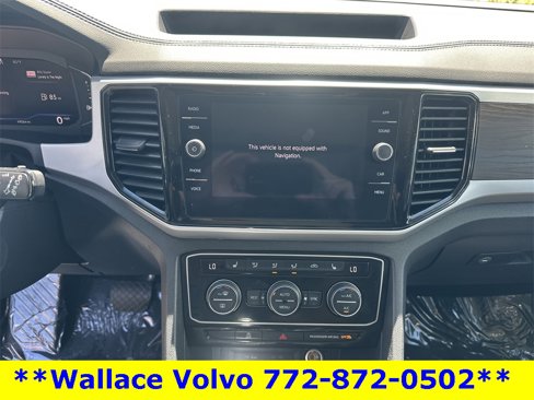 Used 2022 Volkswagen Atlas SE w/ Panoramic Sunroof Package image 18