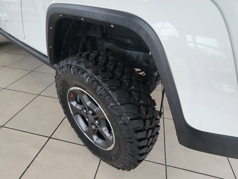 Certified 2022 Jeep Gladiator Sport image 11
