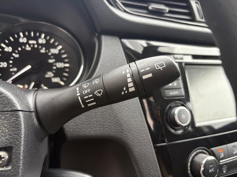 Certified 2020 Nissan Rogue Sport S image 20