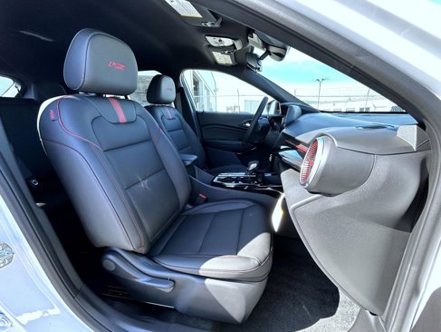 New 2025 Chevrolet Trax RS w/ Driver Confidence Package image 16