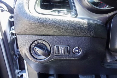 Used 2023 Dodge Challenger SXT image 22