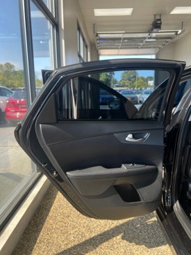 Used 2021 Kia Forte LX image 16