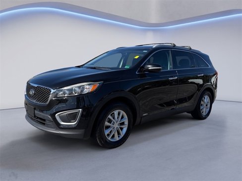 Used 2017 Kia Sorento LX w/ LX Convenience Package image 7