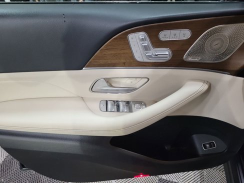 Used 2021 Mercedes-Benz GLE 350 4MATIC image 14