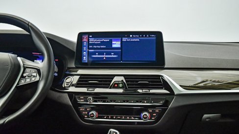 Certified 2021 BMW 530i w/ Convenience Package image 14