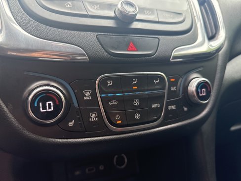 Used 2019 Chevrolet Equinox LT image 27