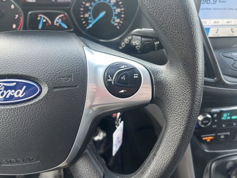 Used 2016 Ford Escape SE w/ Equipment Group 201A image 16