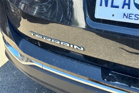 Used 2023 GMC Terrain SLT image 7