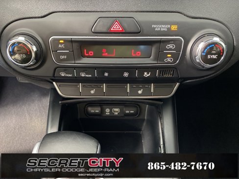 Used 2020 Kia Sorento LX w/ LX I4 Convenience Package image 22