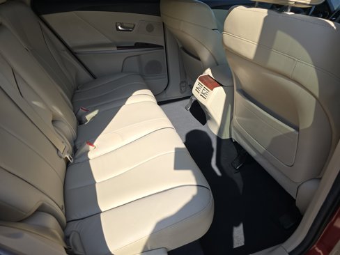Used 2012 Toyota Venza XLE image 17