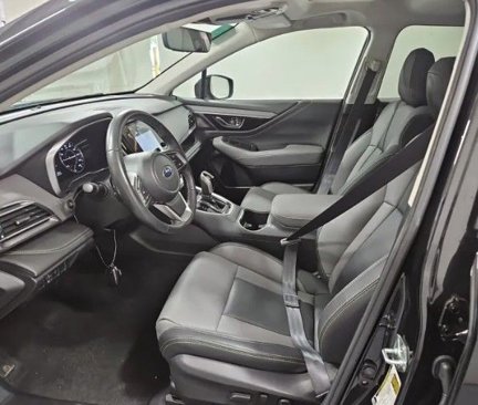 Used 2023 Subaru Outback Onyx Edition image 3