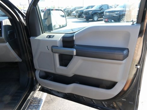 Used 2018 Ford F150 XLT w/ FX4 Off-Road Package image 17