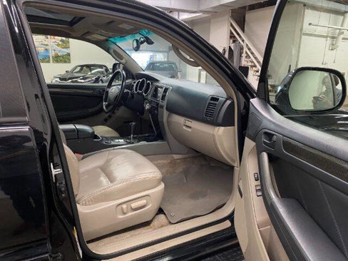 Used 2004 Toyota 4Runner Limited image 22