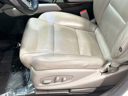 Used 2017 Cadillac XTS Luxury w/ Driver Awareness Package image 18