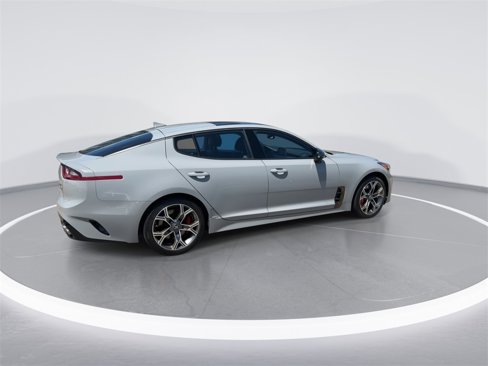 Used 2019 Kia Stinger GT2 image 8