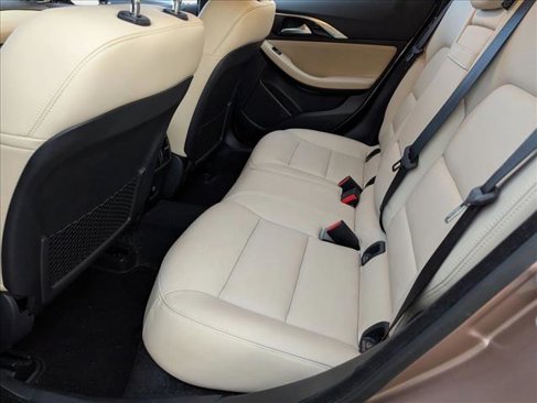 Used 2018 INFINITI QX30 Premium w/ Cargo Package image 12
