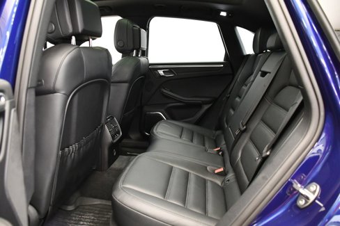 Certified 2023 Porsche Macan GTS image 43