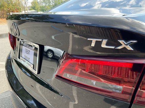 Used 2016 Acura TLX image 9