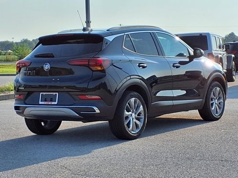 Used 2022 Buick Encore GX Essence w/ Experience Buick Package image 2