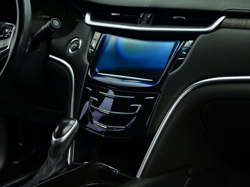Used 2018 Cadillac XTS Luxury image 40