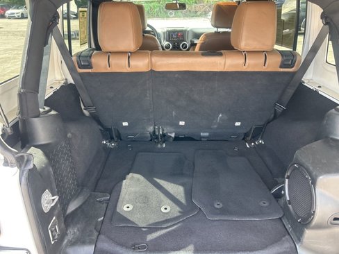 Used 2014 Jeep Wrangler Unlimited Sahara w/ Max Tow Package image 28