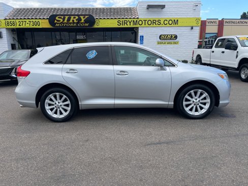 Used 2012 Toyota Venza XLE image 2