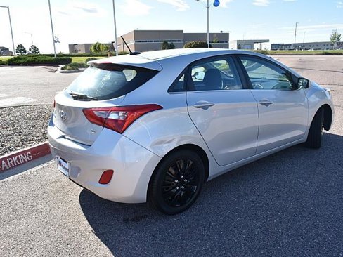 Used 2017 Hyundai Elantra GT image 6