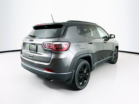 Used 2018 Jeep Compass Altitude w/ Popular Equipment Group image 9