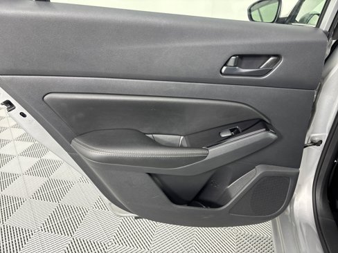 Used 2023 Nissan Altima 2.5 SV image 23