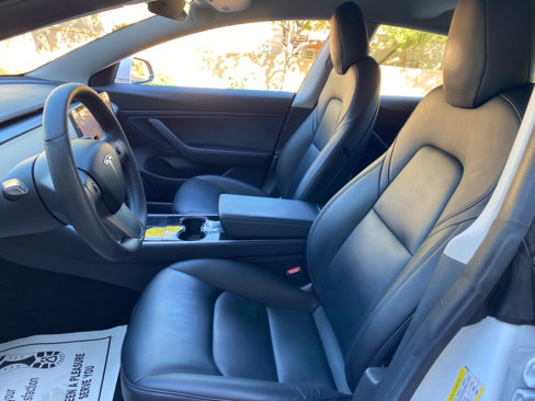 Used 2019 Tesla Model 3 Mid Range image 31