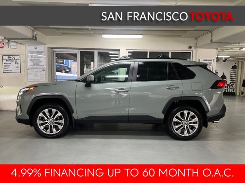 Certified 2022 Toyota RAV4 XLE Premium image 2